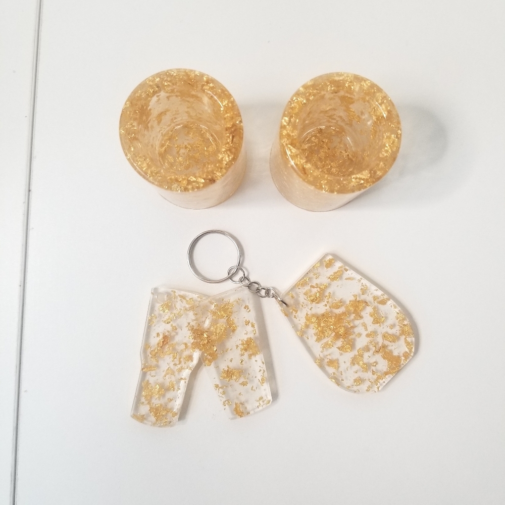 Resin shot glasses with key 1 keychain